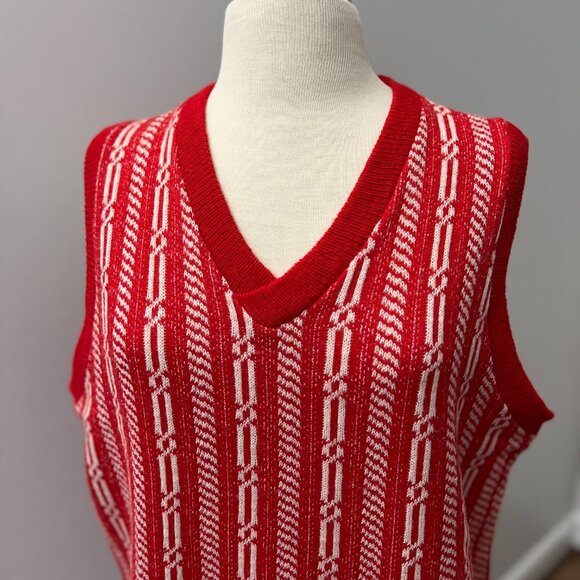 Vintage Leonardo Strassi 60s 70s Red Sweater Vest Sz L - Picture 11 of 11